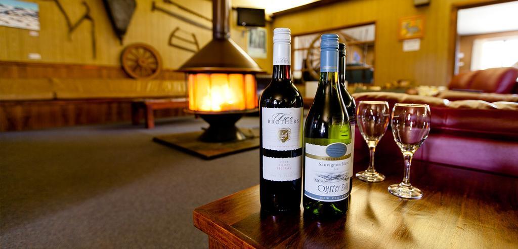 Snowy Mountains Resort And Function Centre Adaminaby Eksteriør billede