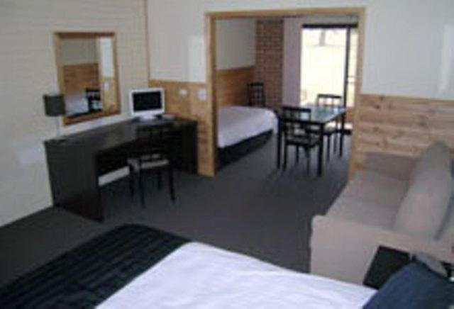 Snowy Mountains Resort And Function Centre Adaminaby Værelse billede