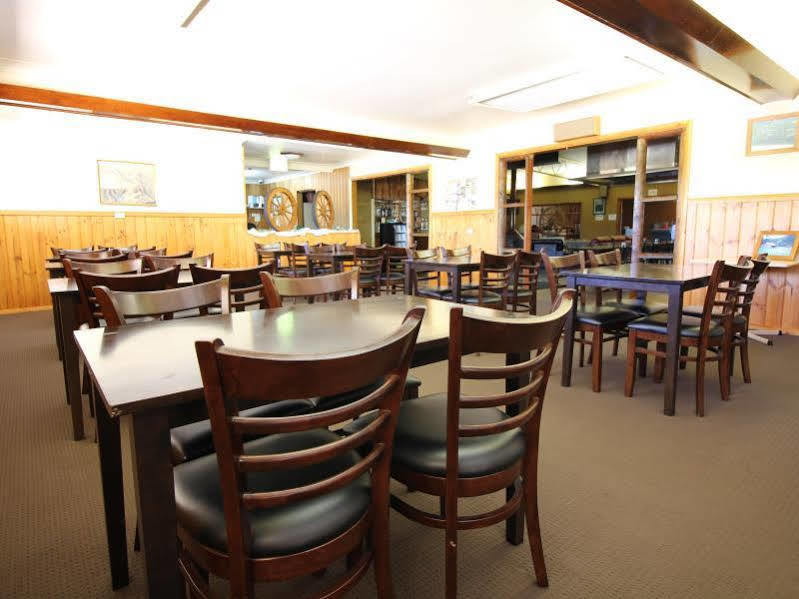 Snowy Mountains Resort And Function Centre Adaminaby Eksteriør billede