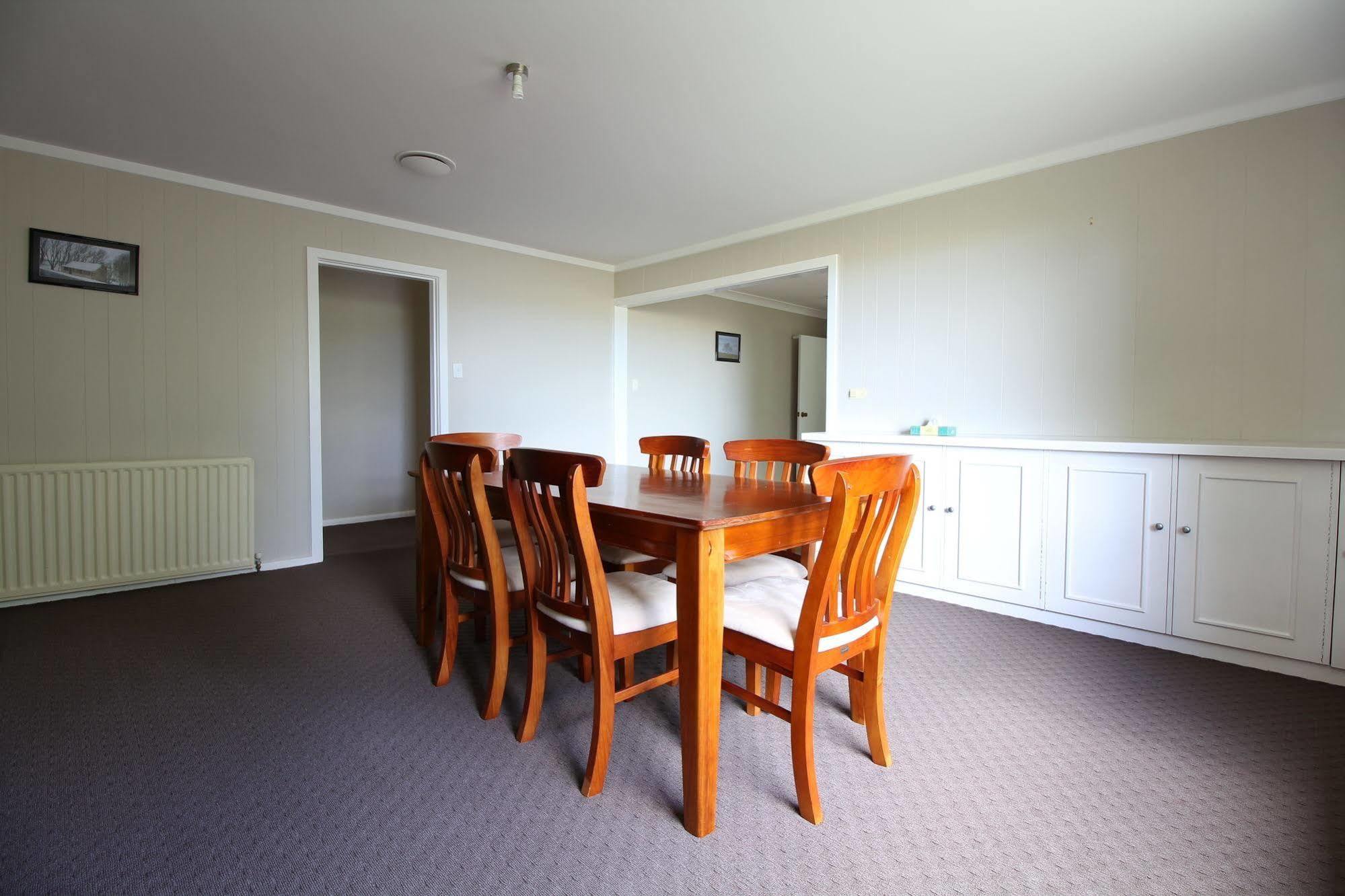 Snowy Mountains Resort And Function Centre Adaminaby Eksteriør billede