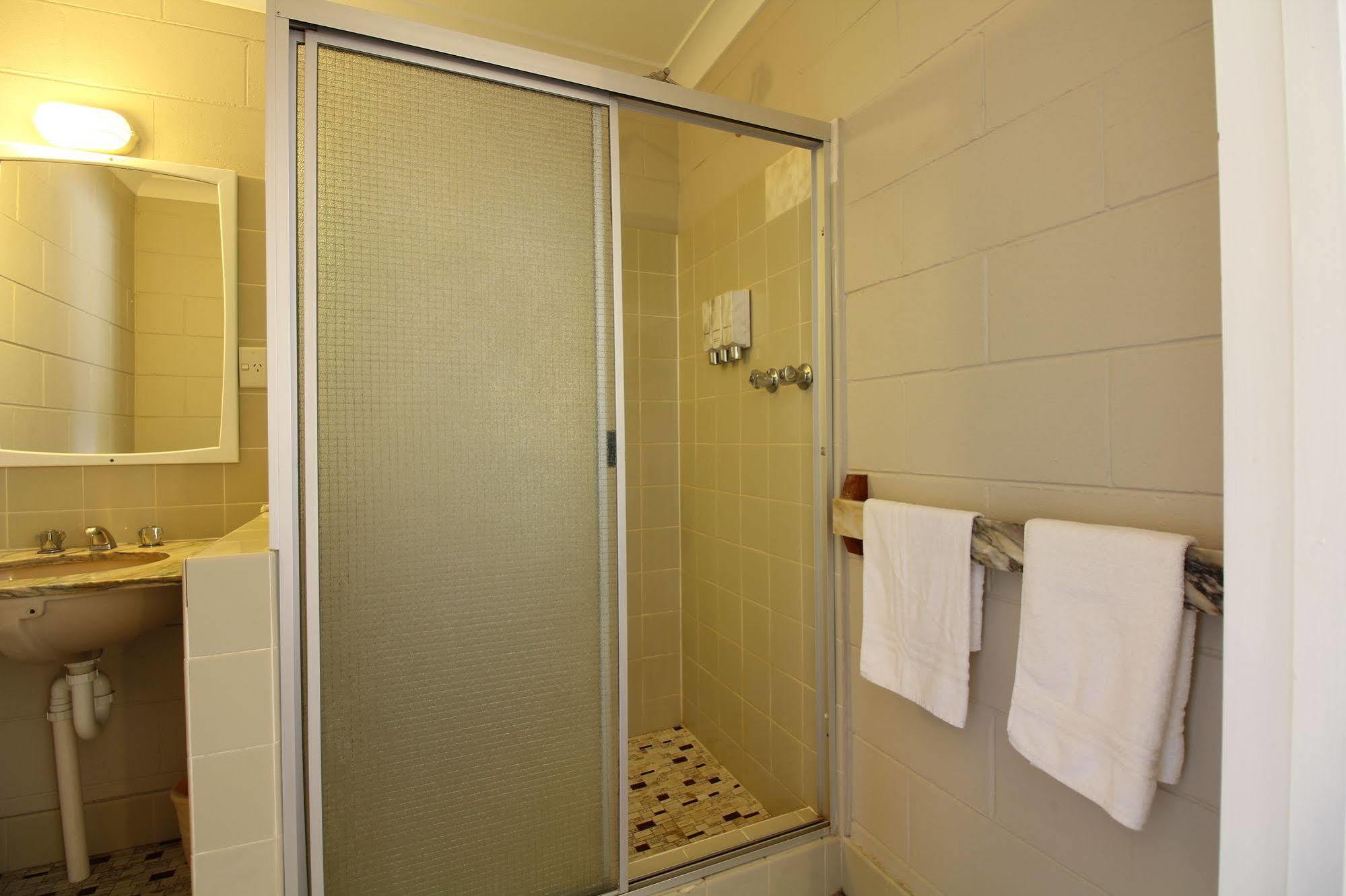 Snowy Mountains Resort And Function Centre Adaminaby Eksteriør billede