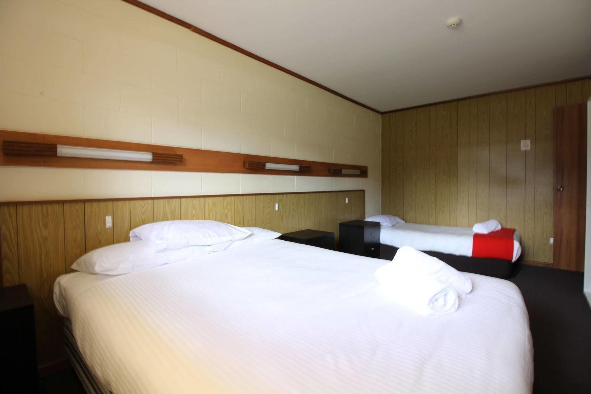 Snowy Mountains Resort And Function Centre Adaminaby Eksteriør billede
