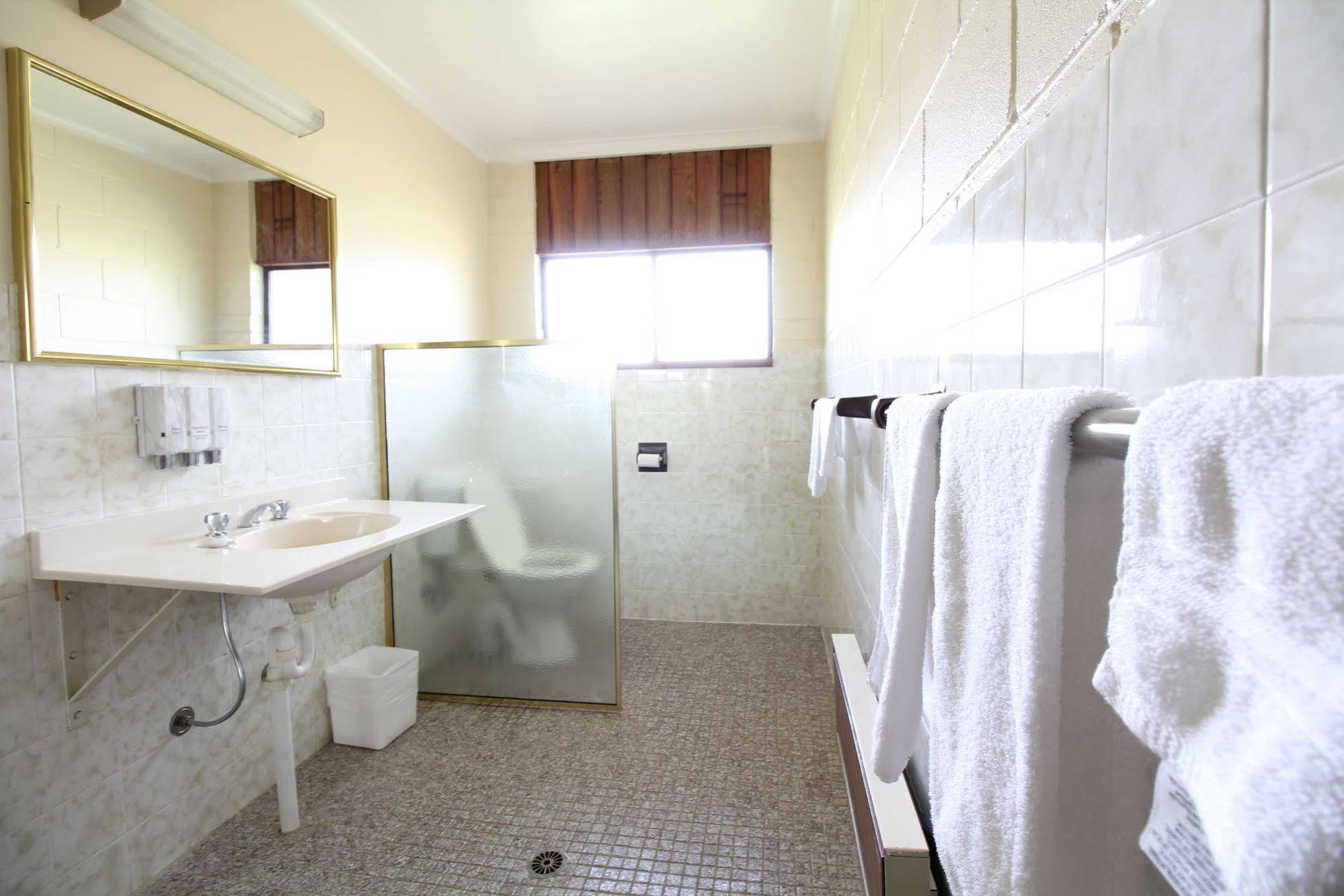 Snowy Mountains Resort And Function Centre Adaminaby Eksteriør billede