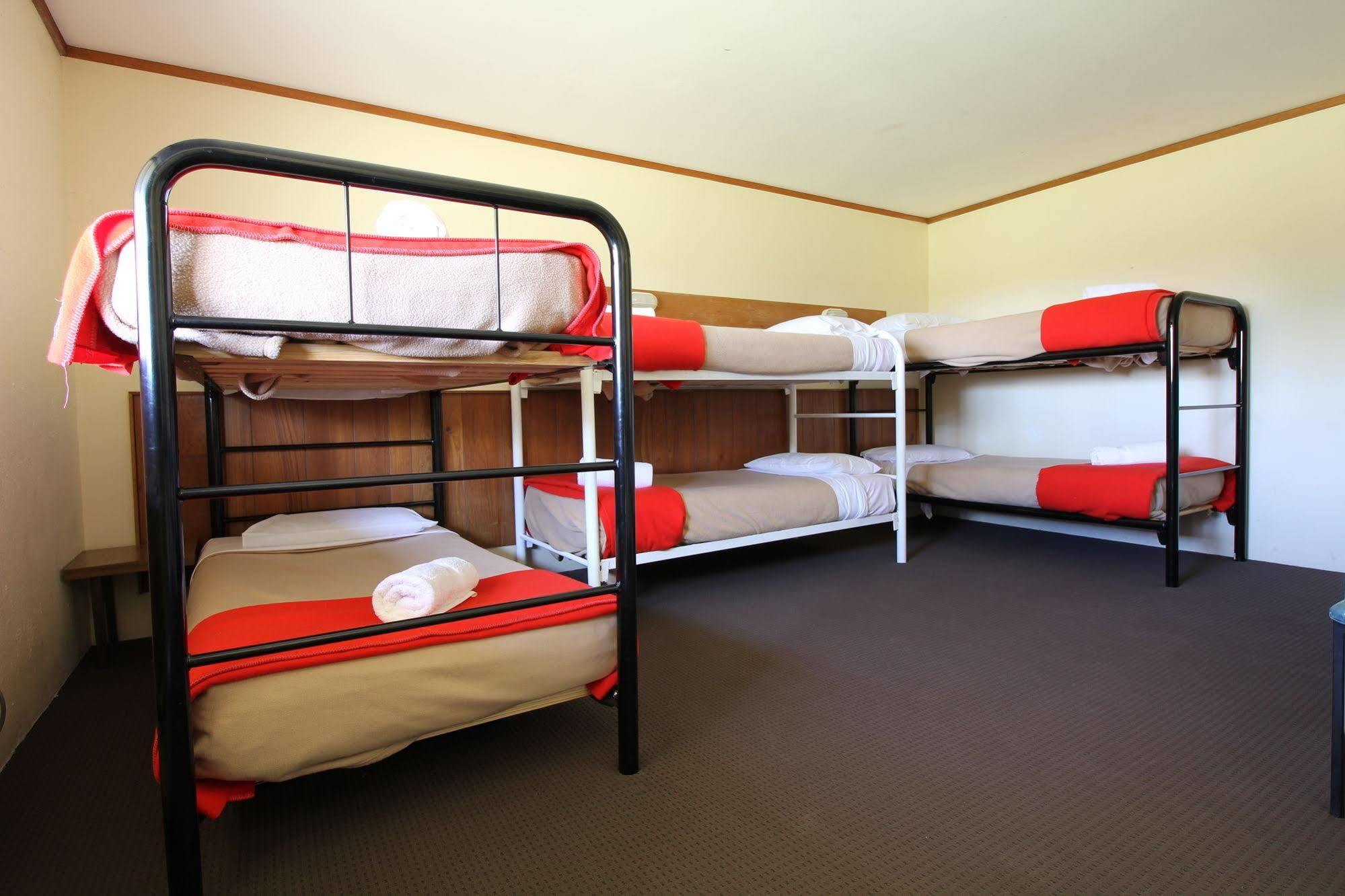 Snowy Mountains Resort And Function Centre Adaminaby Eksteriør billede