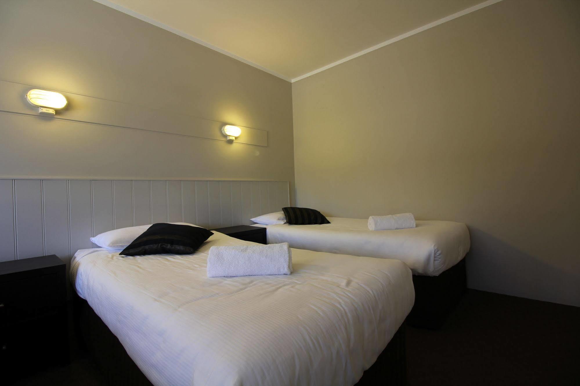 Snowy Mountains Resort And Function Centre Adaminaby Eksteriør billede