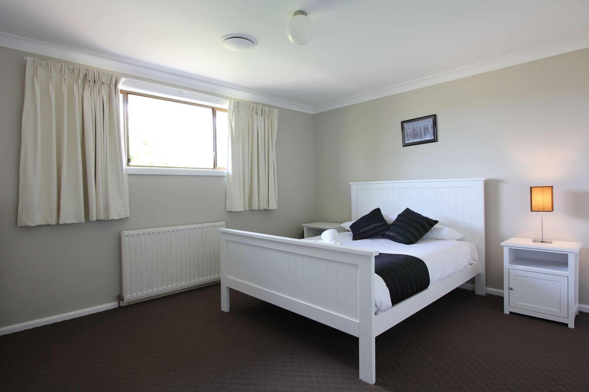 Snowy Mountains Resort And Function Centre Adaminaby Eksteriør billede